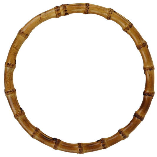 Tashandvatten van Bamboe rond