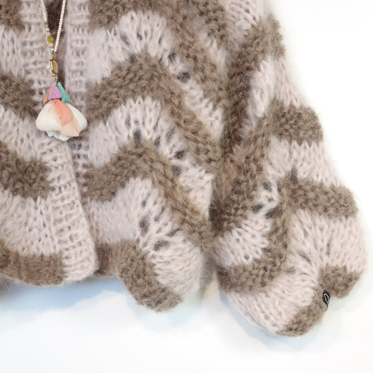 Breipatroon - Kort grofgebreid mohairvest Stonies Wave nr.12 (ENG-DE-NL-ES-FR-IT-DA-SV-NO)