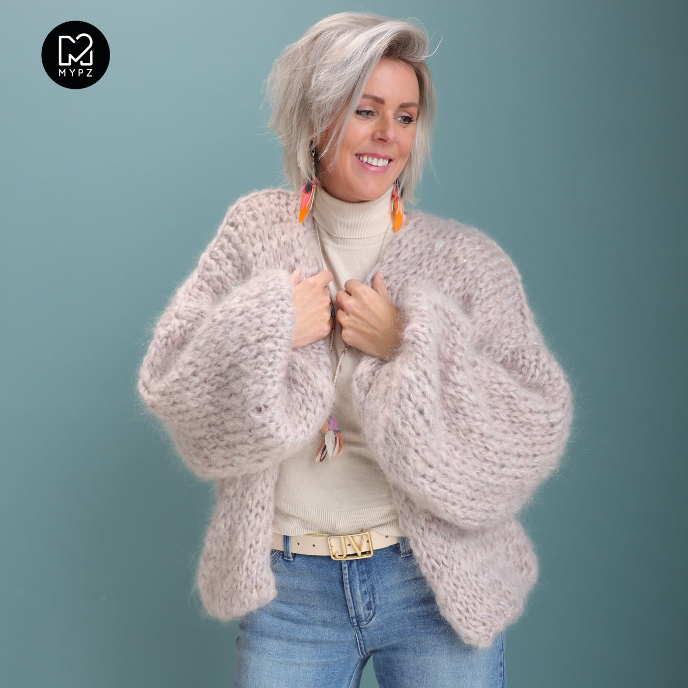 Breipakket – MYPZ kort Chunky Mohair vest Sparkling Sand No.15 (ENG-NL)