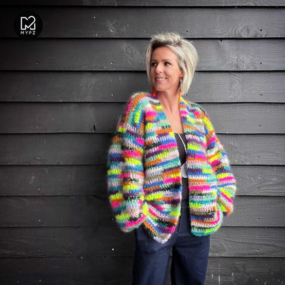 Crochet kit - Chunky Mohair cardigan Groovy Rainbow (ENG-NL)