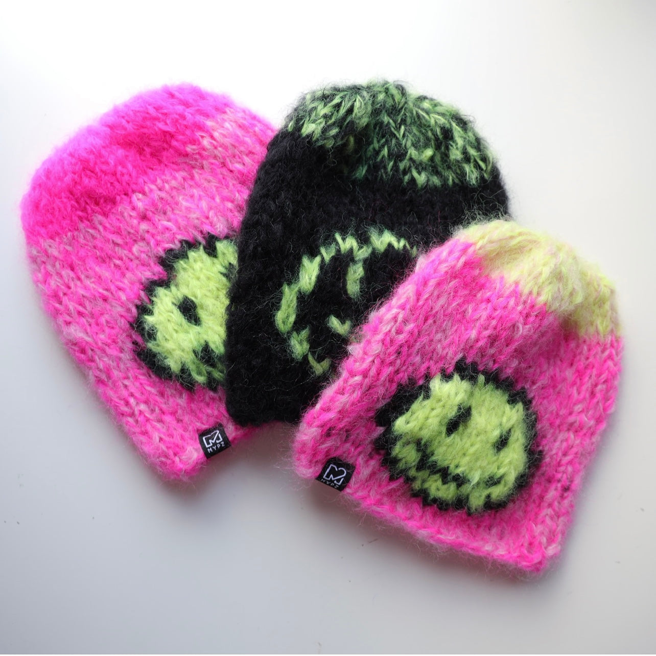 Breipakket – Chunky mohair Smiley beanies Pink 1volwassene + 2 kind beanies (ENG-NL)